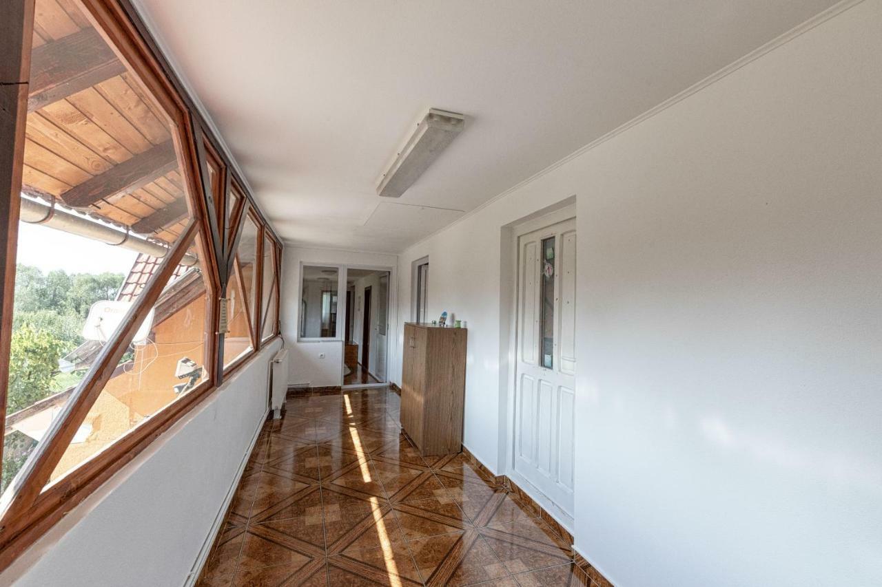 Casa Mihai Purcareni Extérieur photo